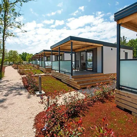 Eurocamp Mobile Homes At Fkk Nudist Solaris 3* Tar-Vabriga
